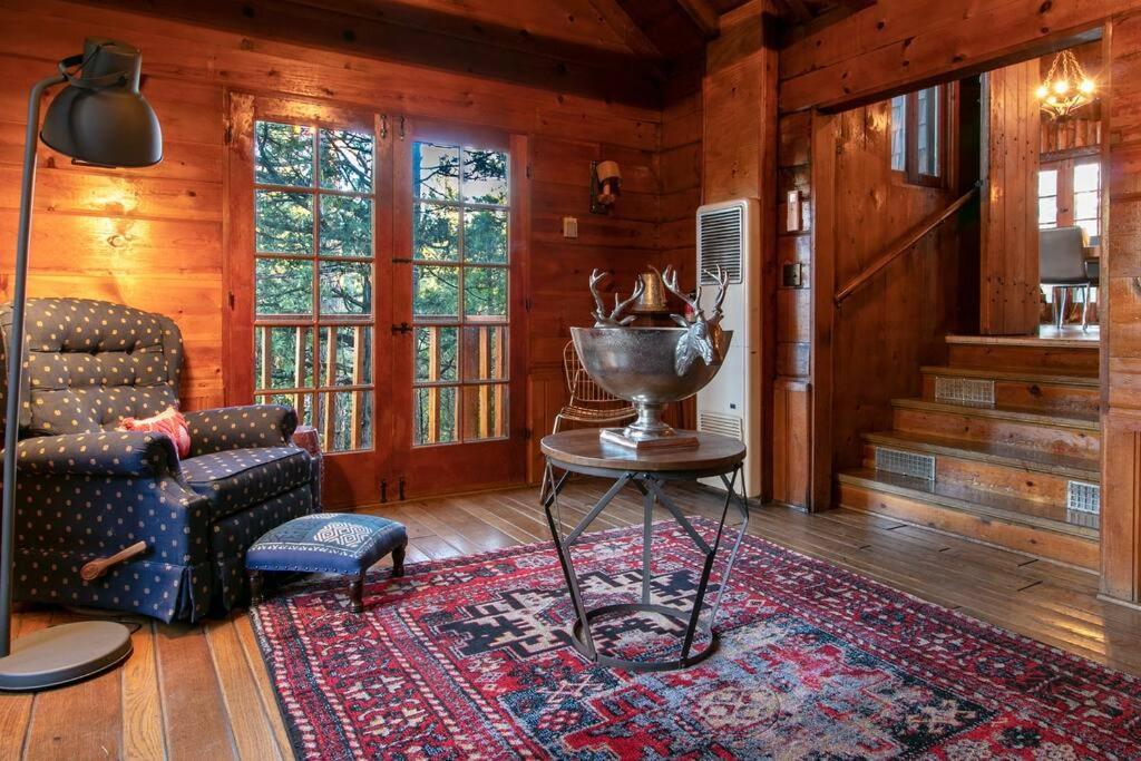 The Lodge At 11 Chimneys Idyllwild Bagian luar foto