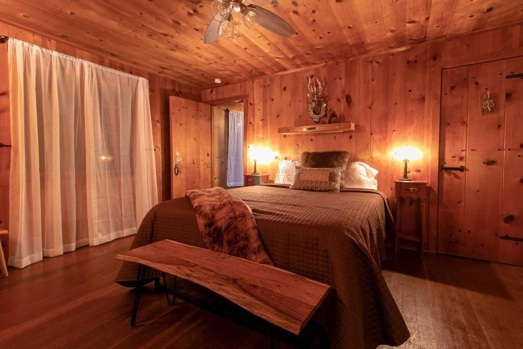 The Lodge At 11 Chimneys Idyllwild Bagian luar foto