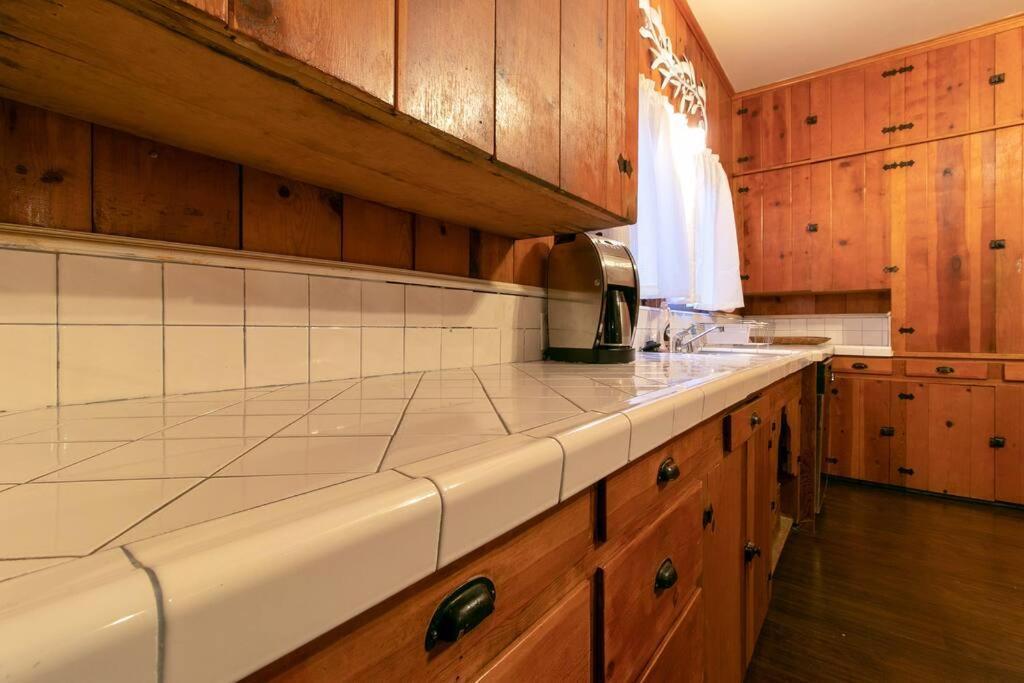 The Lodge At 11 Chimneys Idyllwild Bagian luar foto