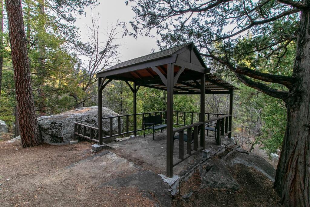 The Lodge At 11 Chimneys Idyllwild Bagian luar foto