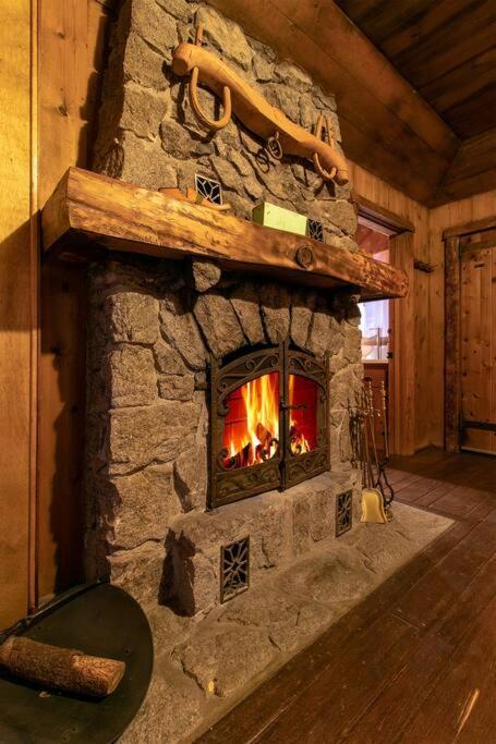 The Lodge At 11 Chimneys Idyllwild Bagian luar foto