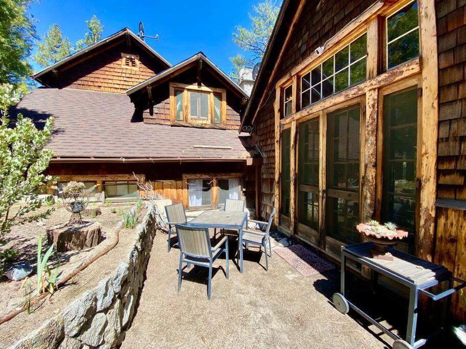 The Lodge At 11 Chimneys Idyllwild Bagian luar foto